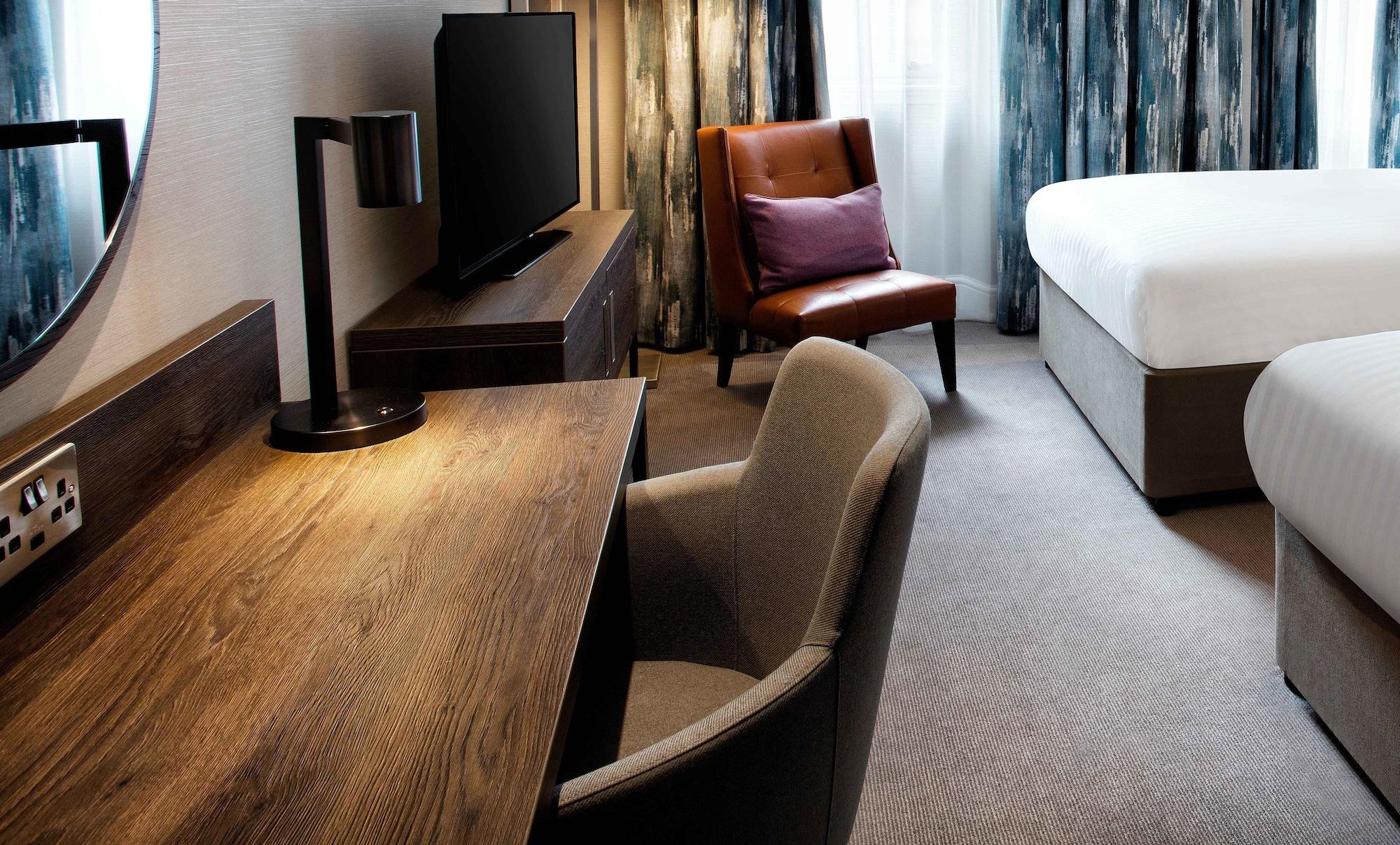 Hotel Hilton Edinburgh Carlton Exterior foto