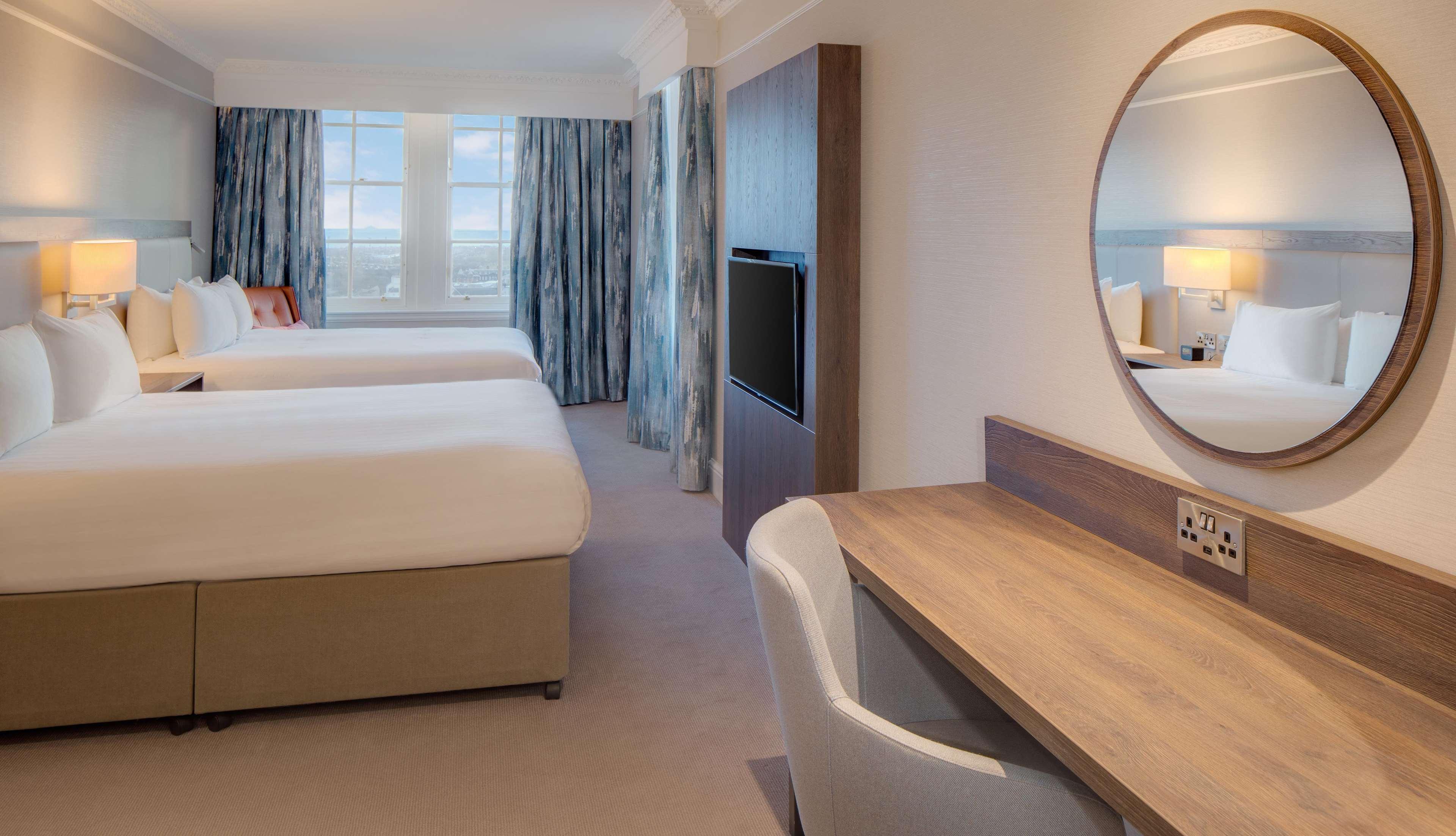 Hotel Hilton Edinburgh Carlton Exterior foto