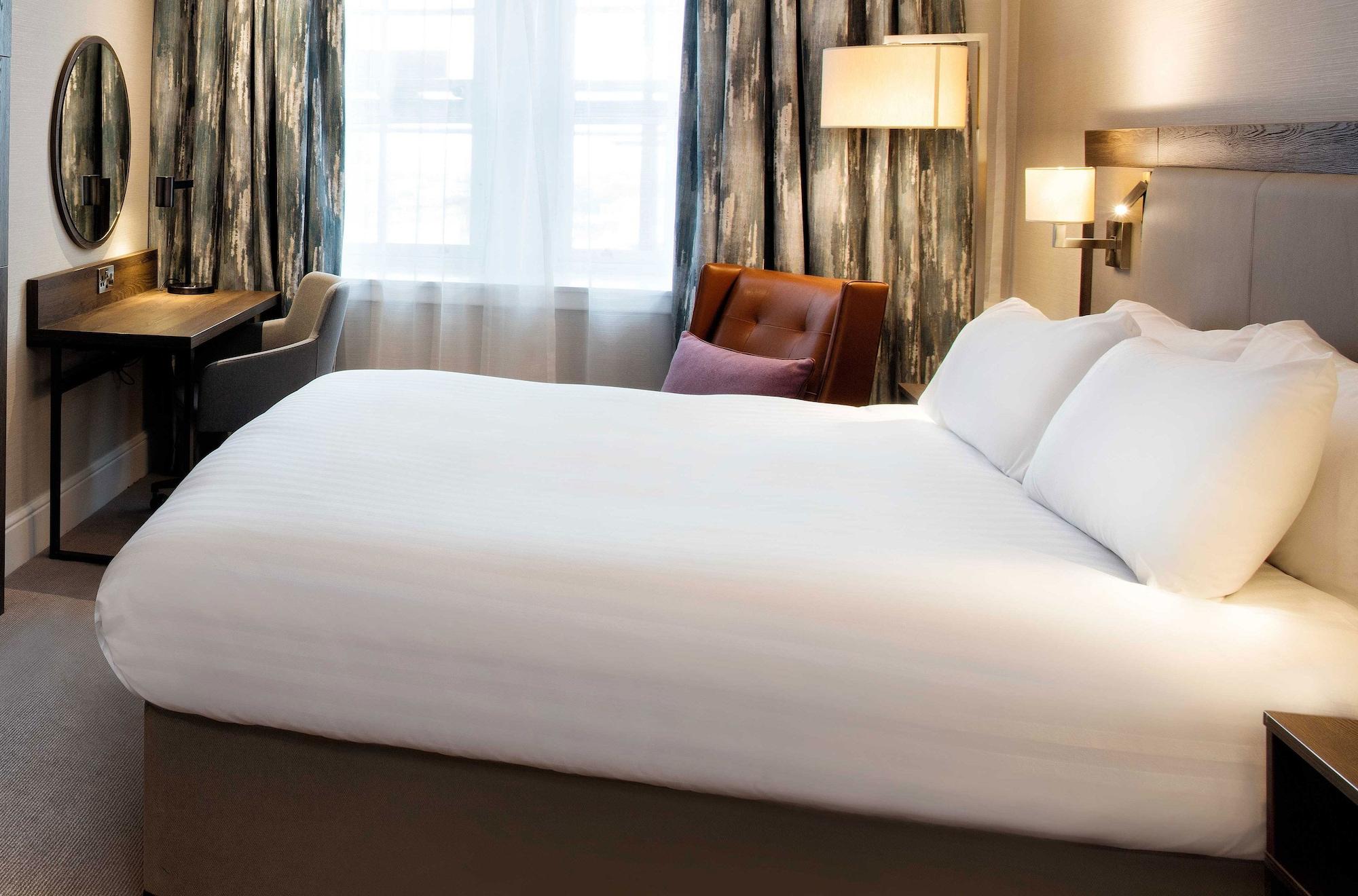 Hotel Hilton Edinburgh Carlton Exterior foto