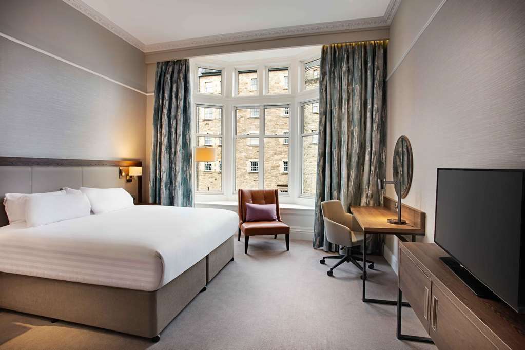 Hotel Hilton Edinburgh Carlton Zimmer foto